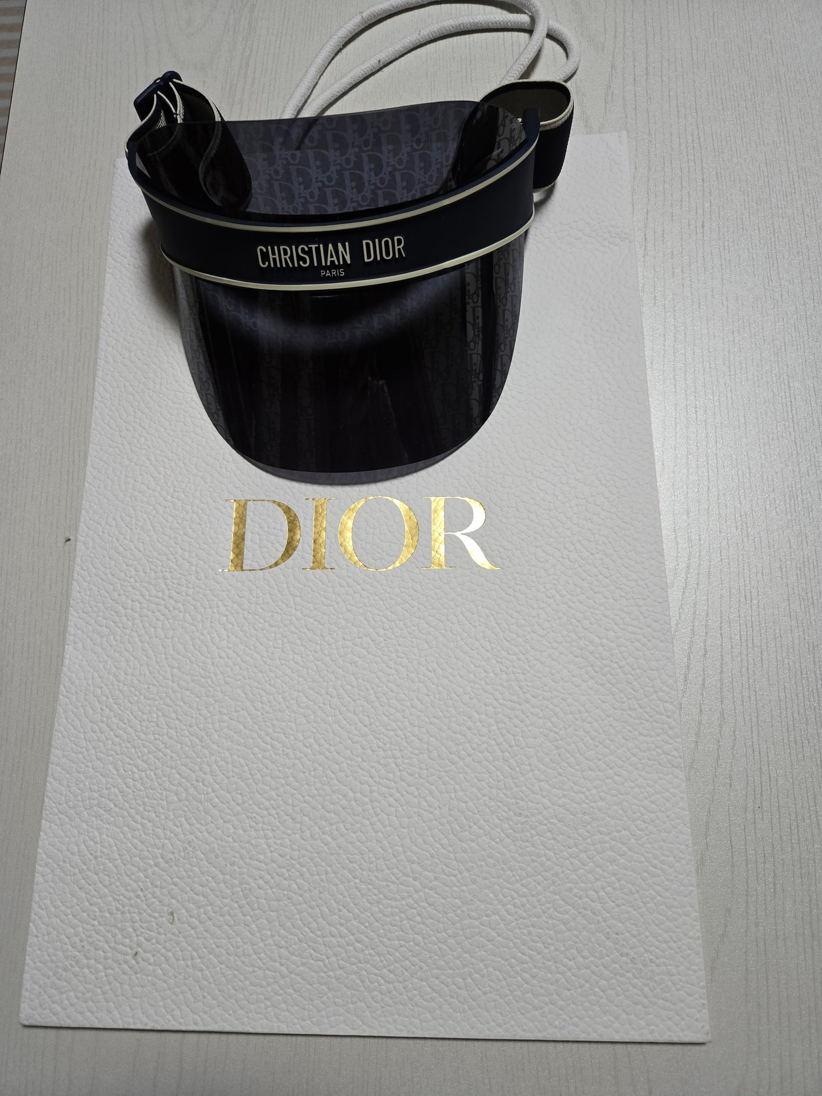 크리스찬디올 모자