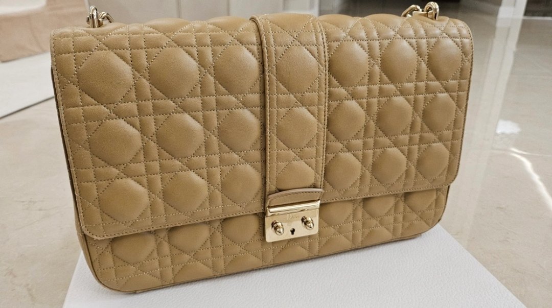 미스디올베이지