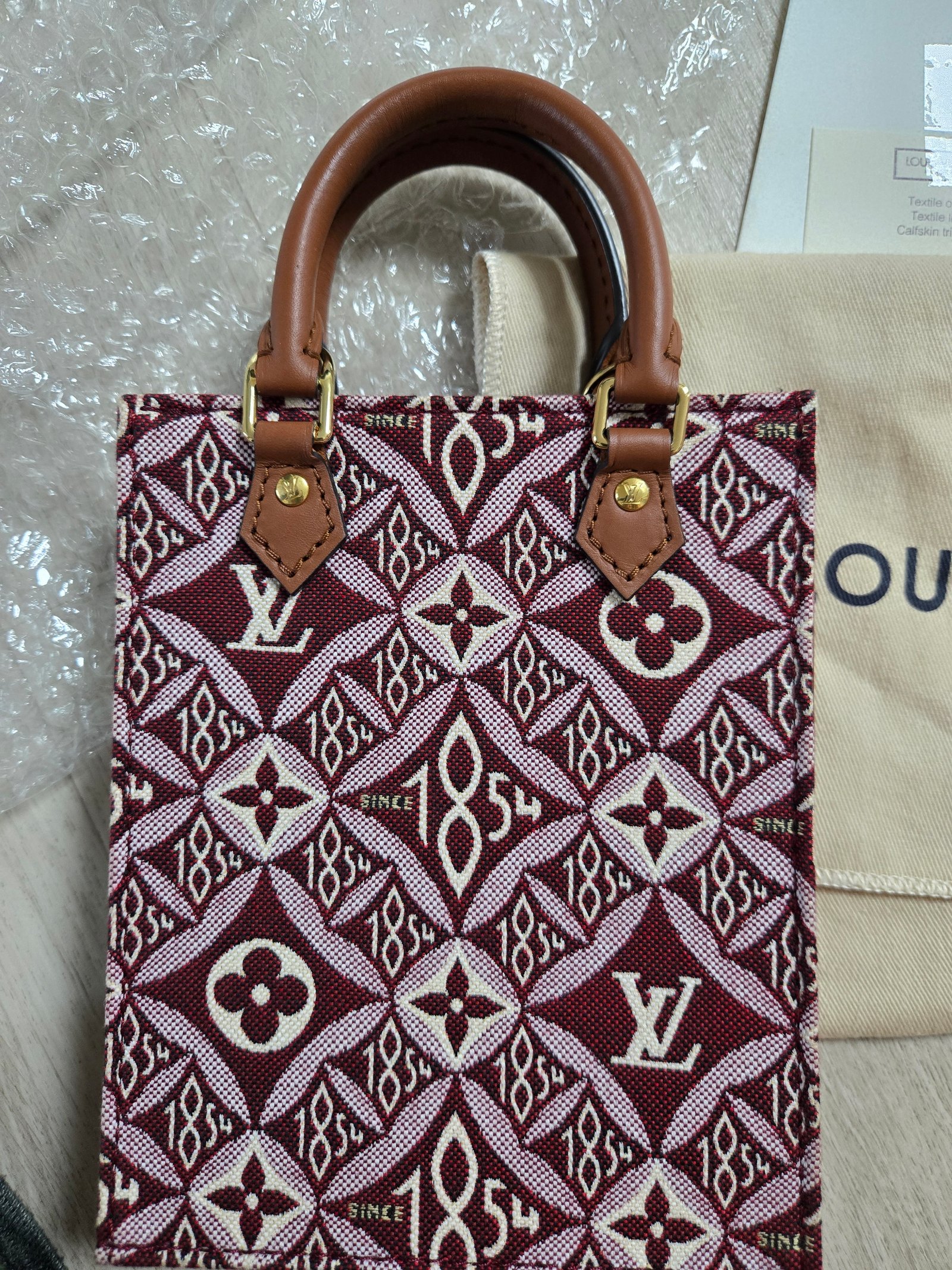 루이비통 쁘띠삭플라 M69846