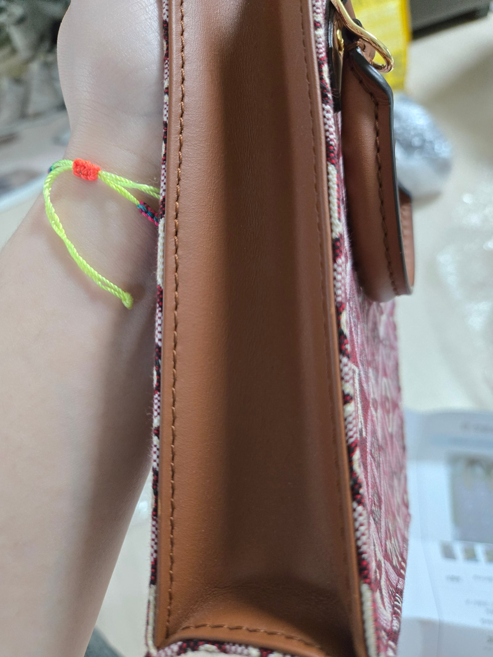 루이비통 쁘띠삭플라 M69846