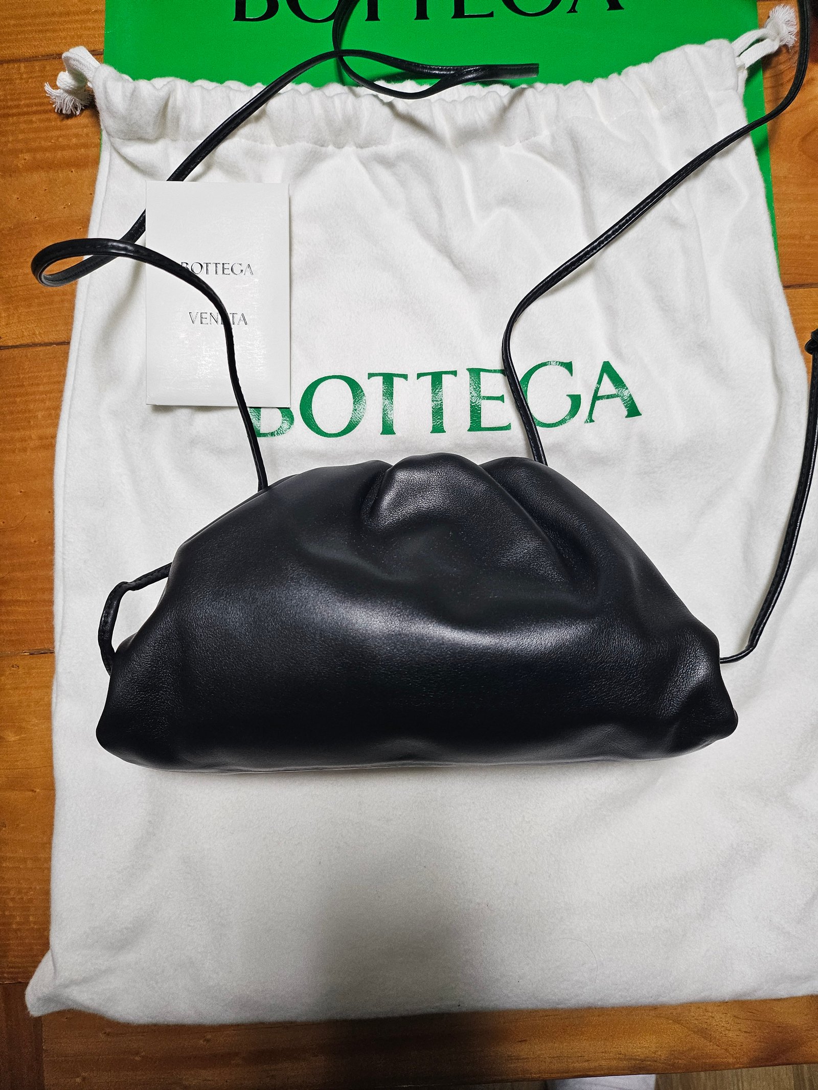 보테가베네타 미니파우치