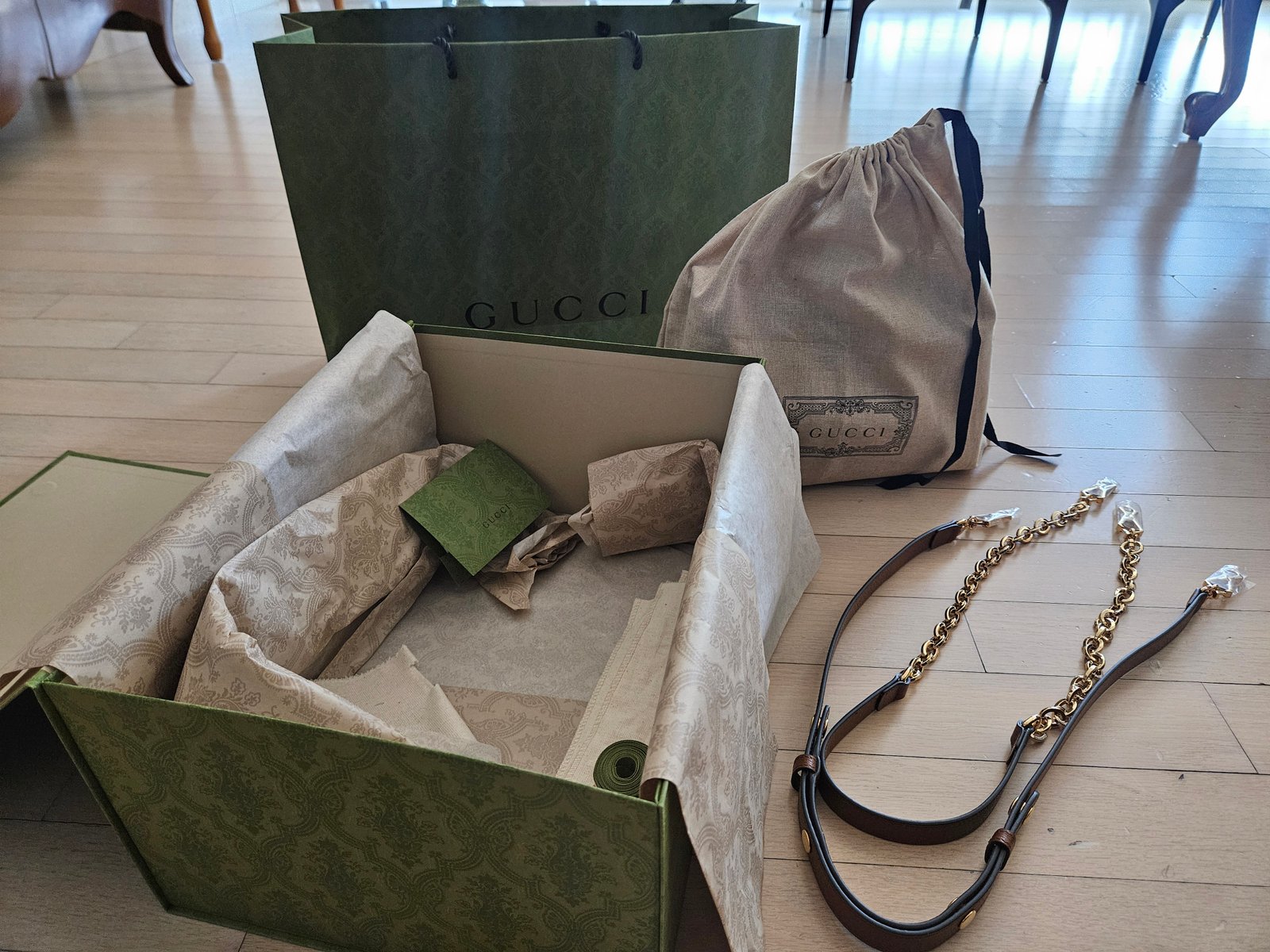 구찌 홀스빗1955 코리아 익스클루시브 미디엄 핸드백