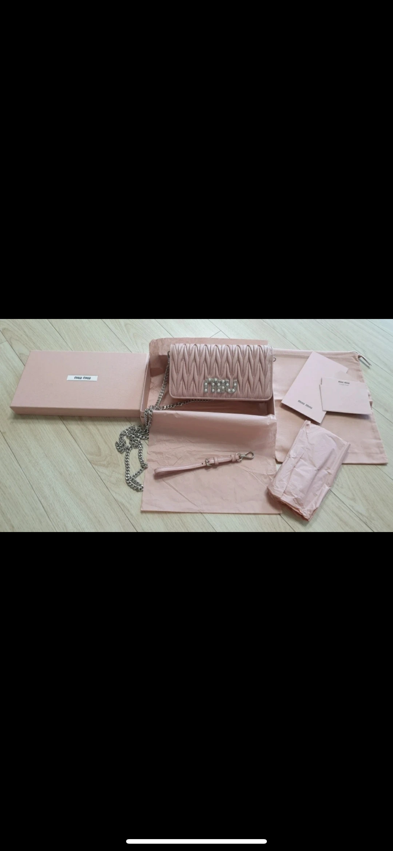 미우미우 핸드백