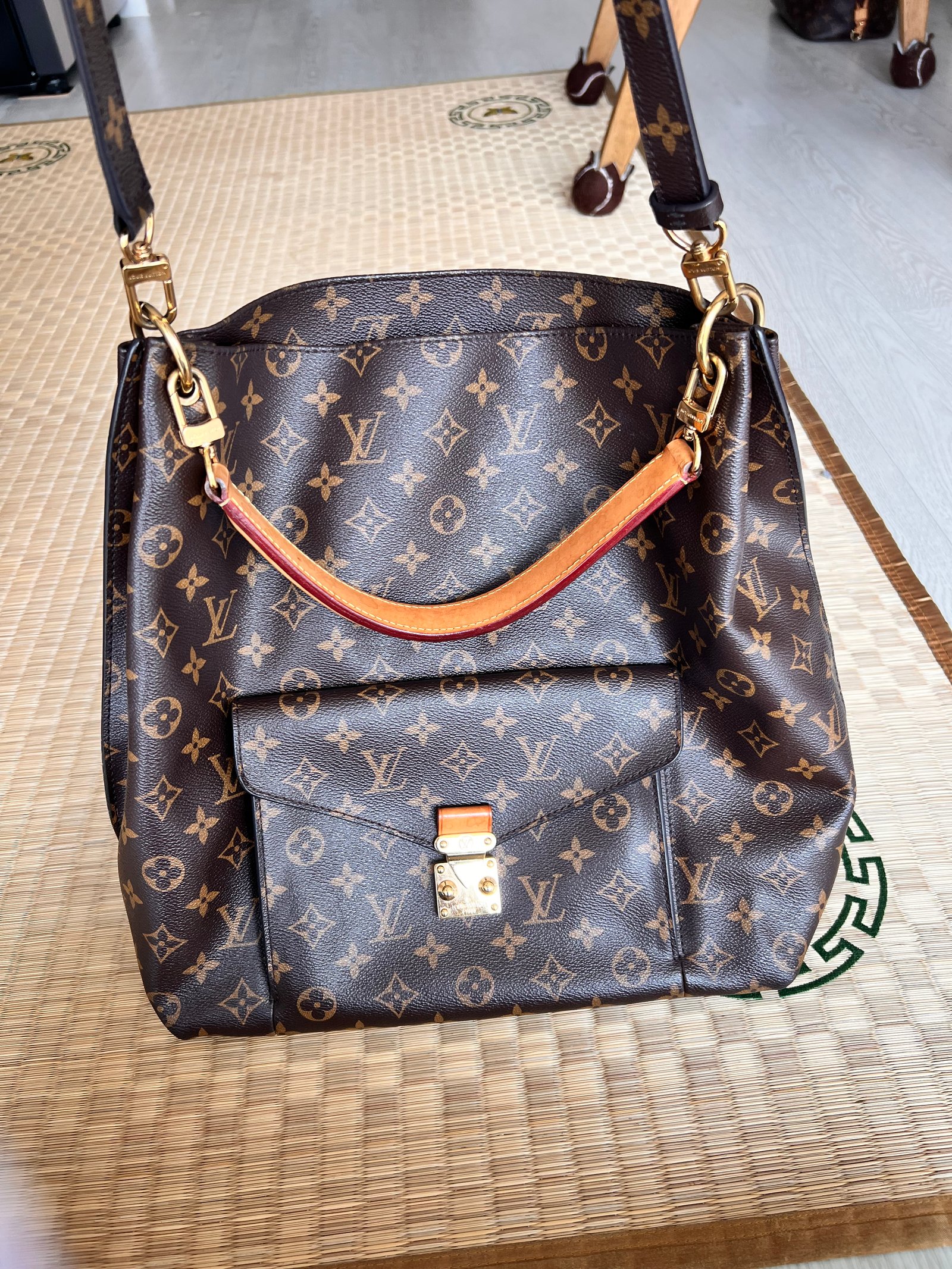 루이비통 메티스 모노그램 숄더백