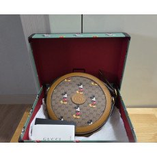 구찌 미키마우스 콜라보 라운드 숄더백
