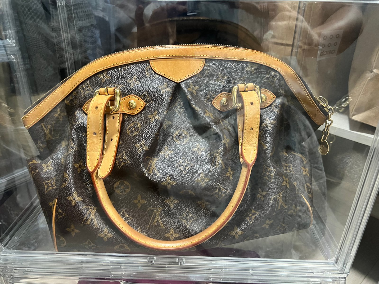 루이비통 티볼리