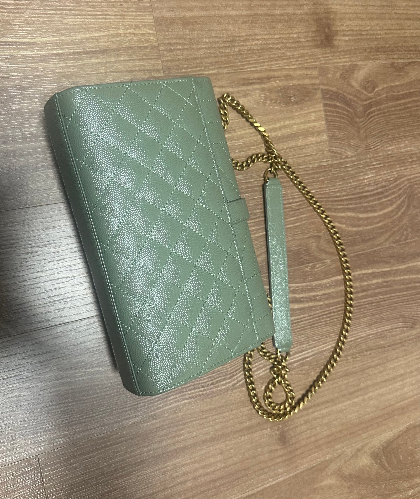 생로랑 마틀라세 스몰 크로스바디 백