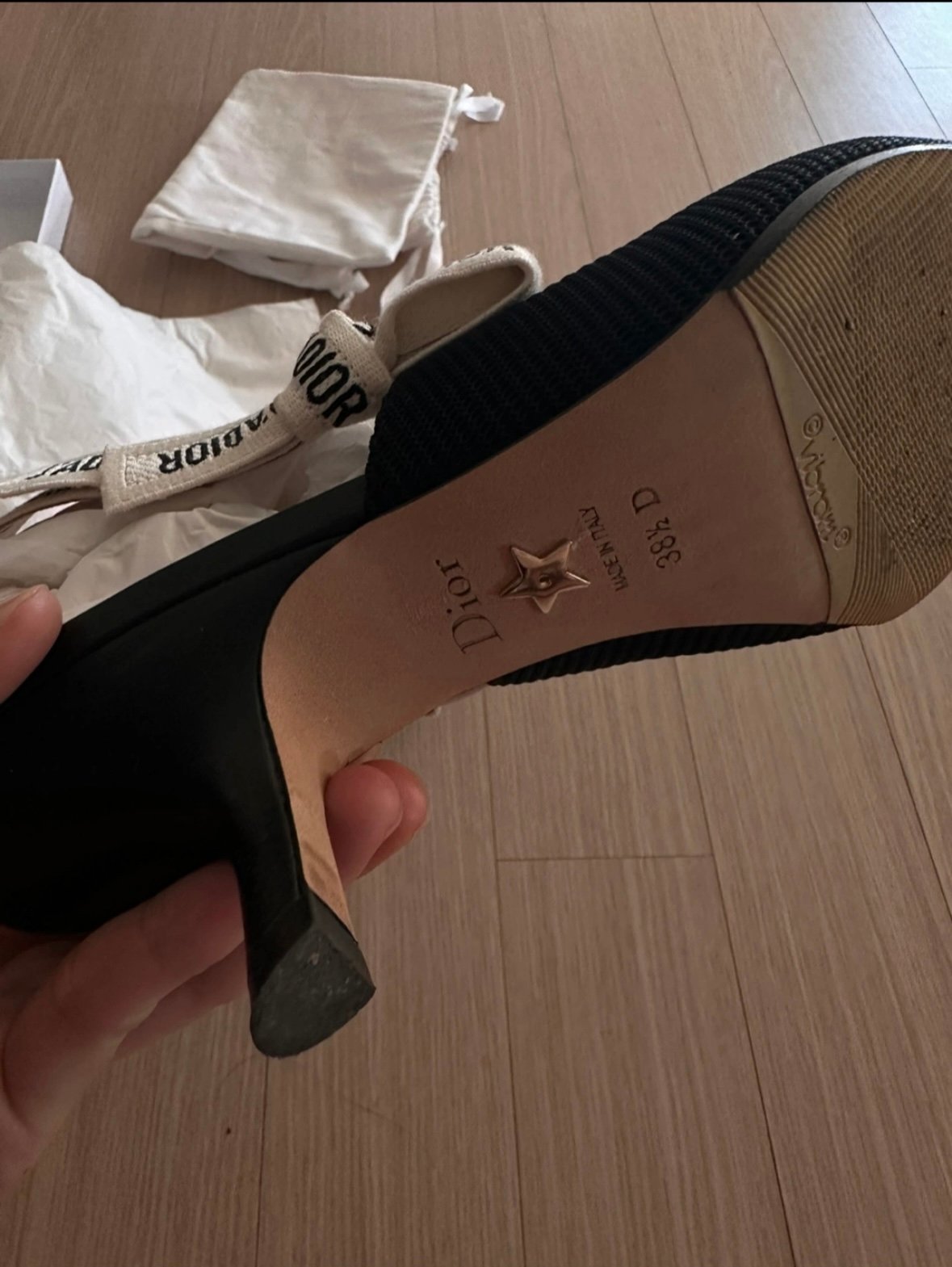 디올 슬링백 38.5