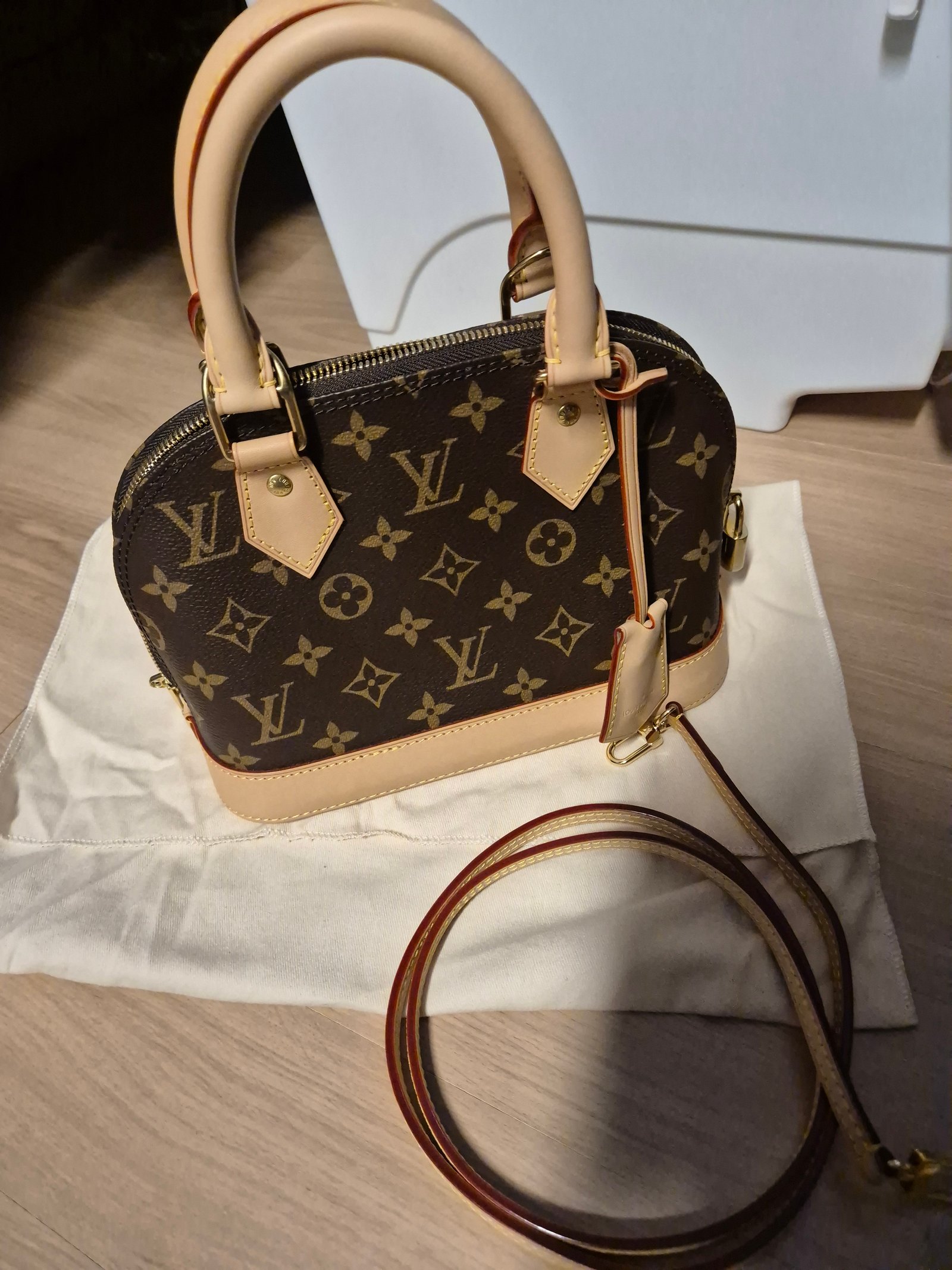 루이비통알마bb