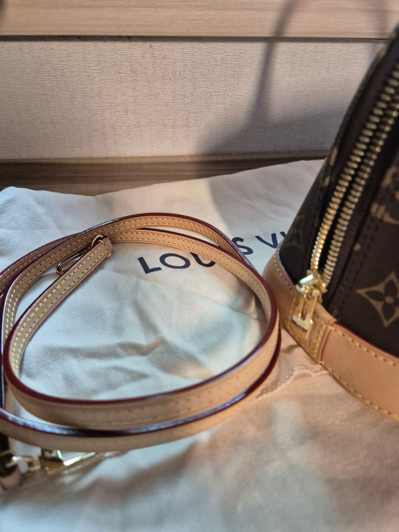 루이비통알마bb