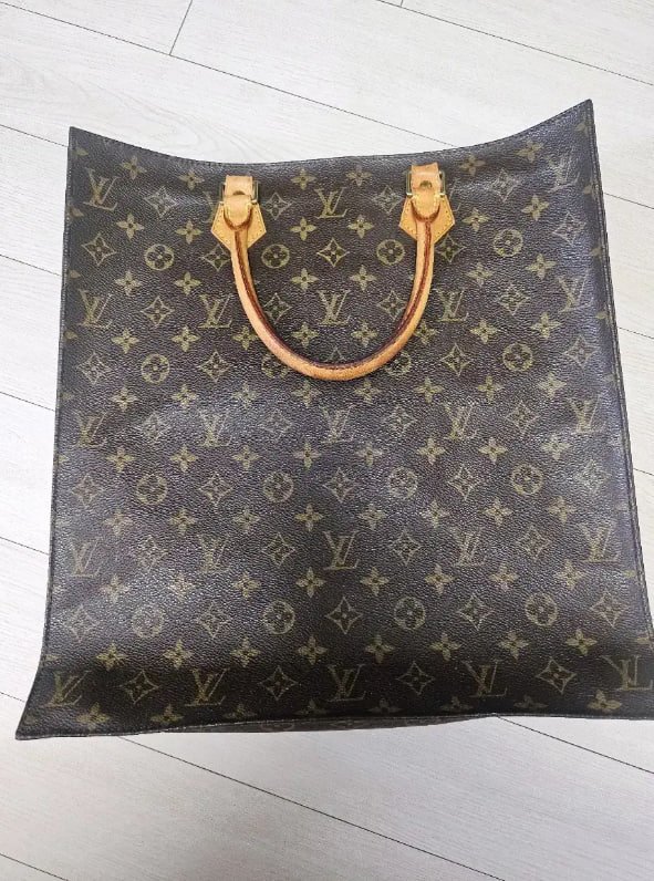 루이비통 모노그램 삭플랫 도트백 삭플라 가방